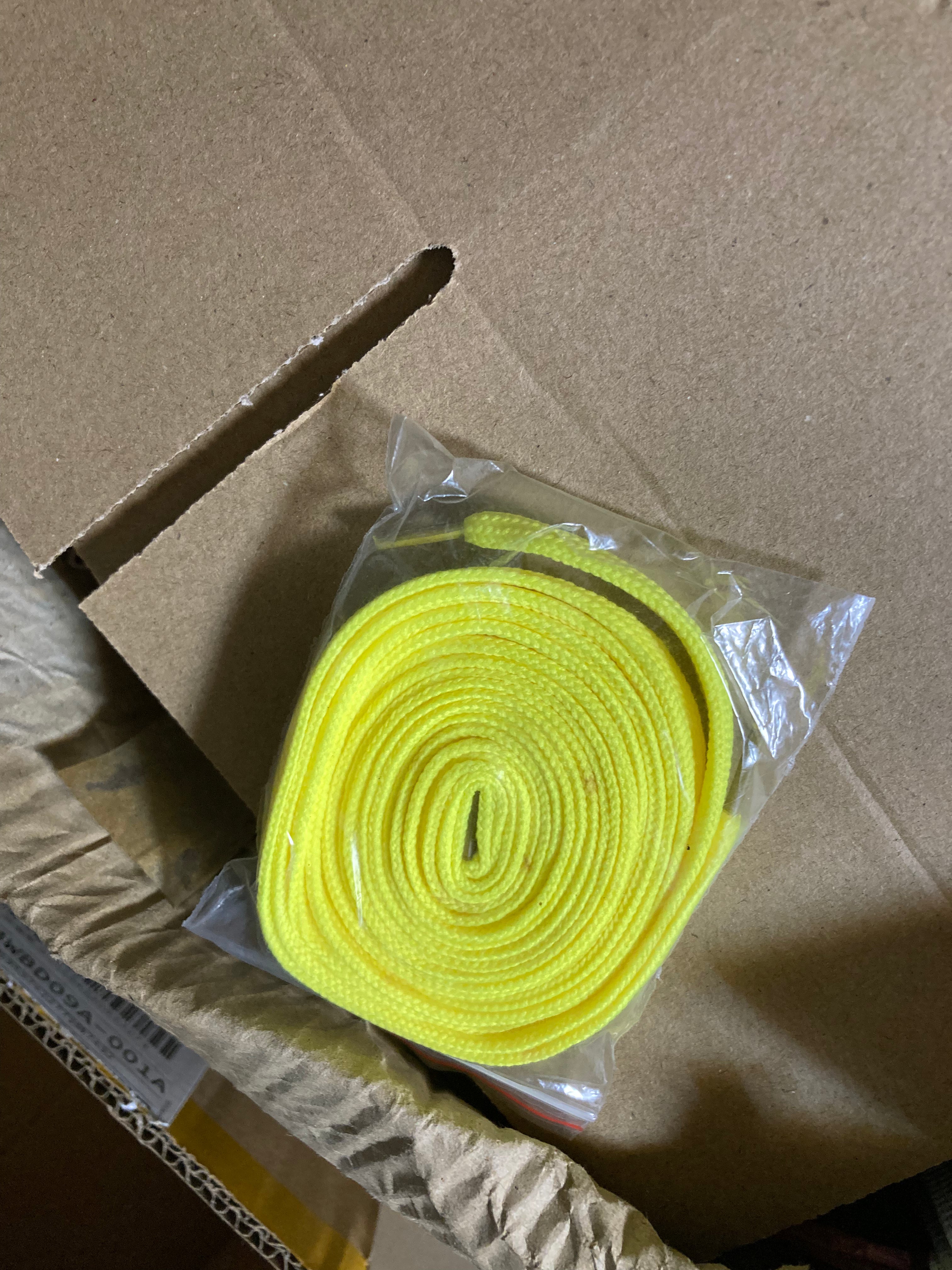 Fluorescent color straps